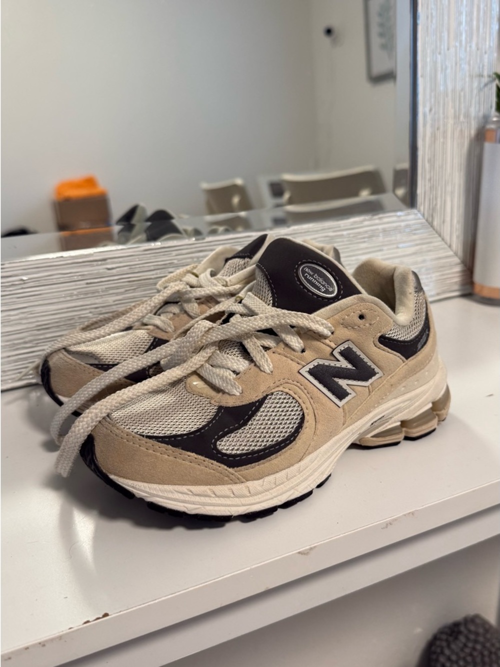 New Balance Kids Sneakers Beige Black White